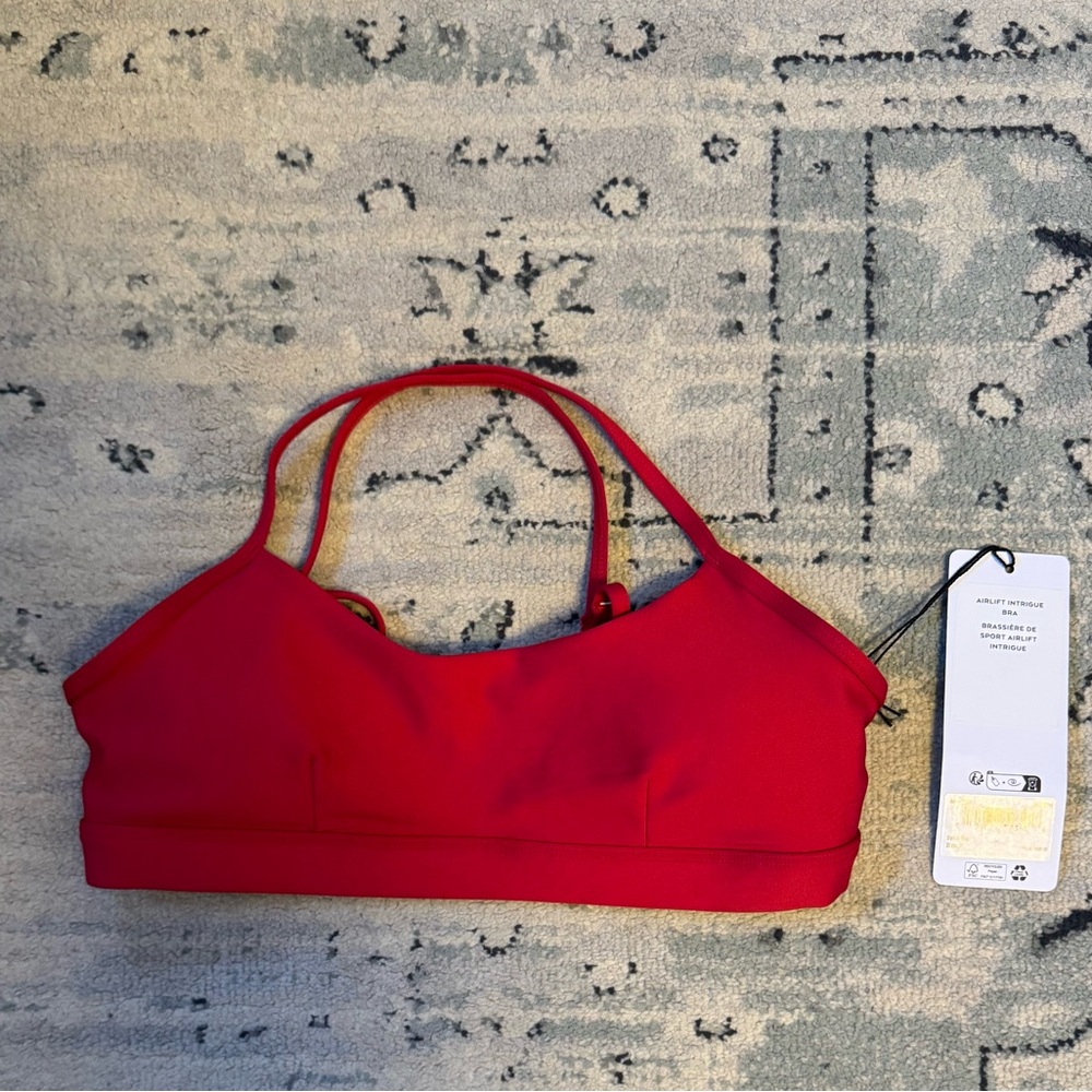 Alo Yoga airlift bra in bold red